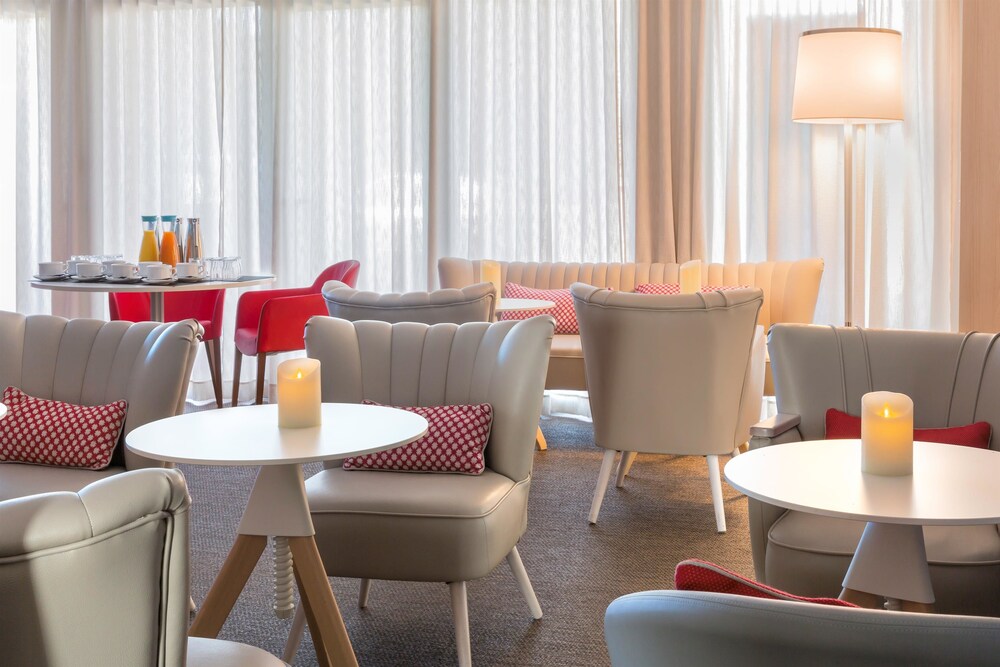 Hotel Bar