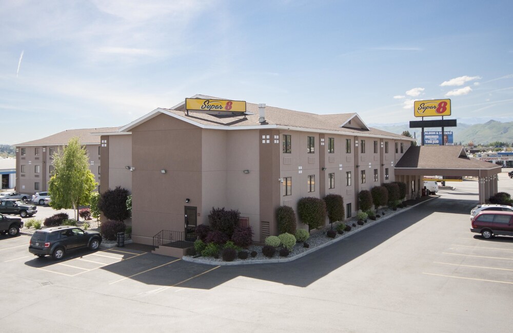 Hotel Front