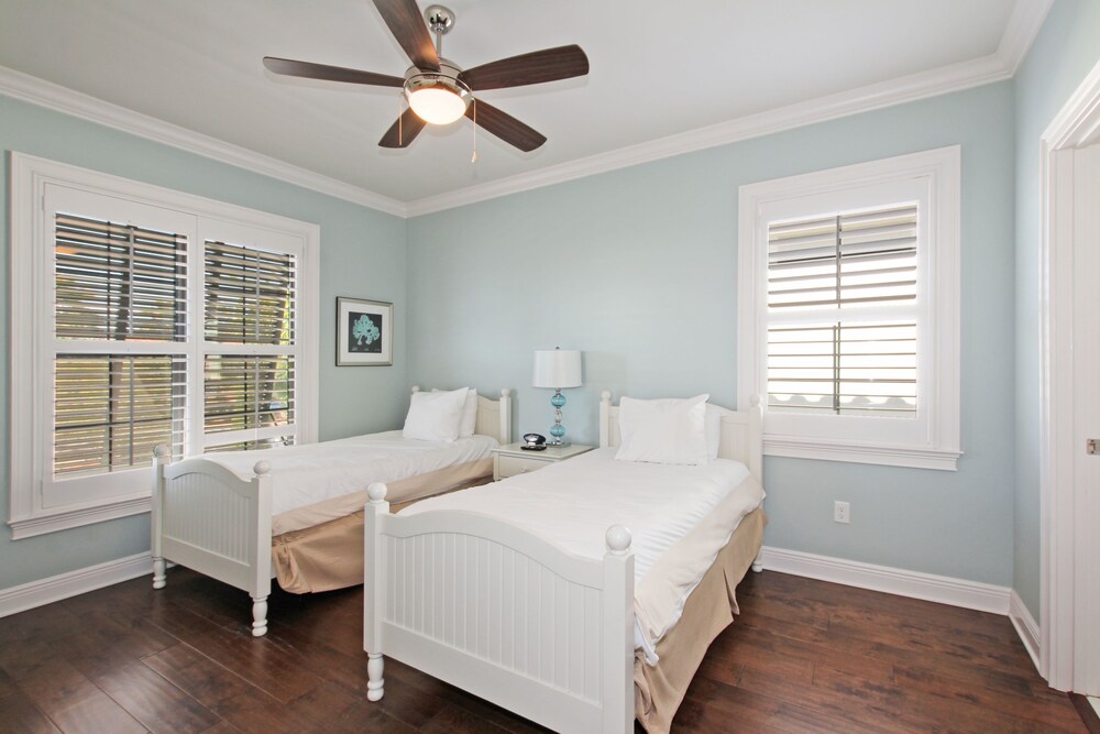 Villa, 4 Bedrooms - Guestroom