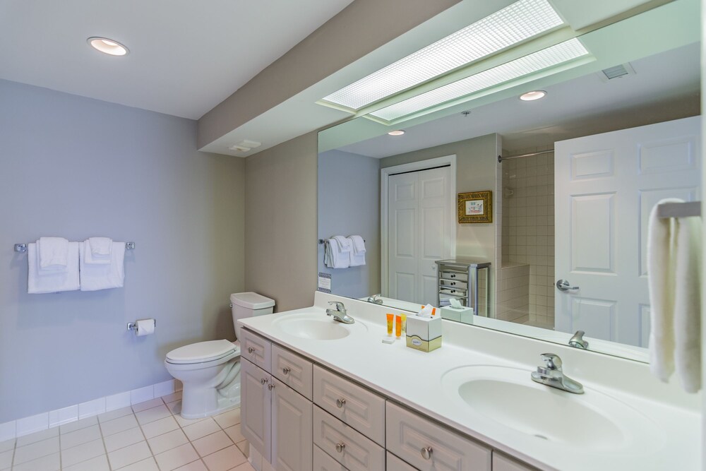 Westwinds One Bedroom - Bathroom
