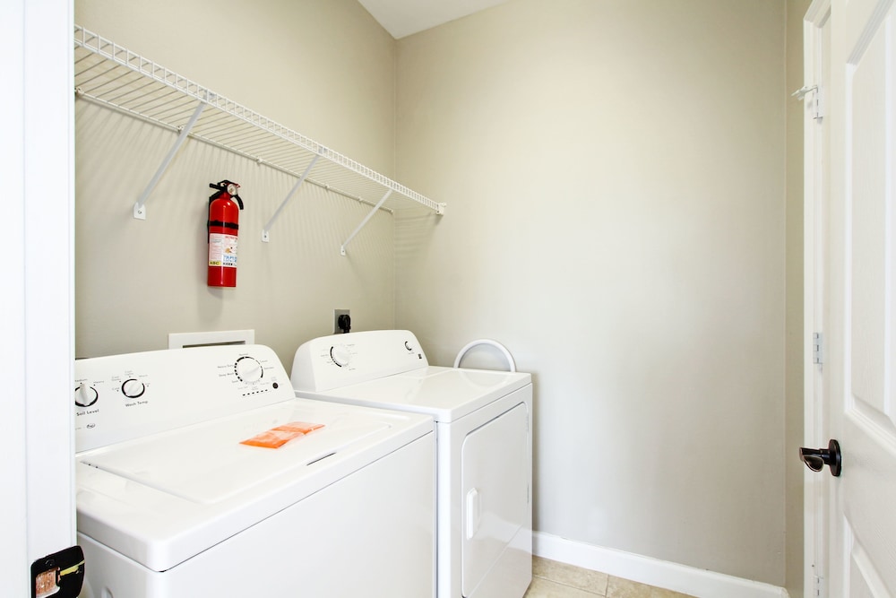 Lakeside Three Bedroom - In-Room Amenity