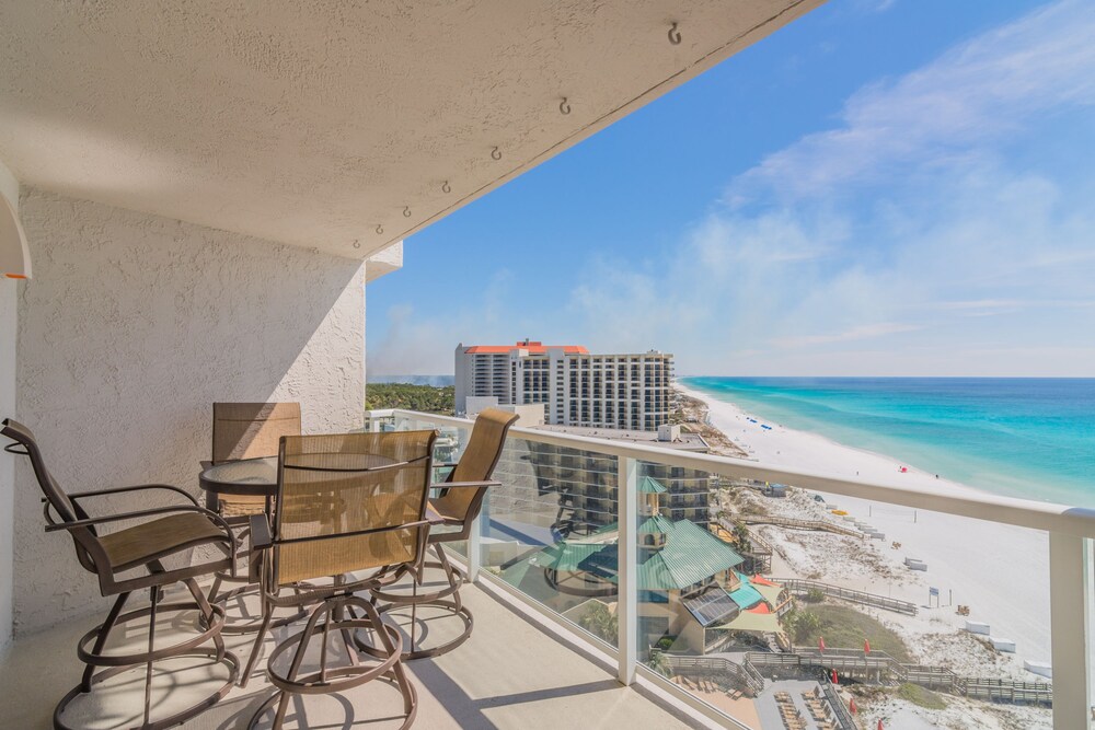 Beachside Towers One Bedroom - Balcony