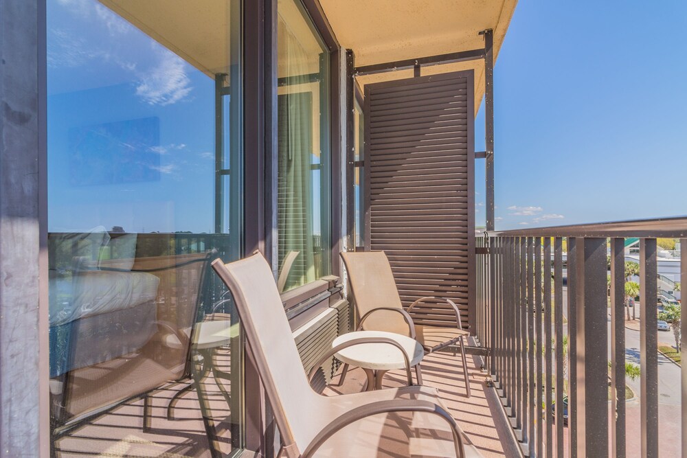 Bayside at Sandestin Resort View Studio - Balcony