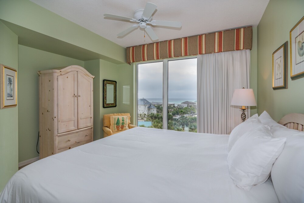 Westwinds Two Bedroom - Guestroom