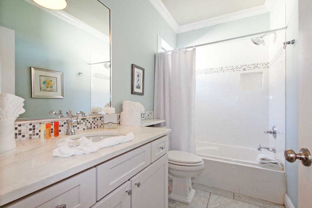 Villa, 4 Bedrooms - Bathroom