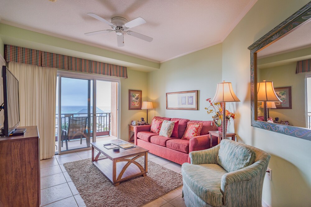 Westwinds Two Bedroom - Living Area