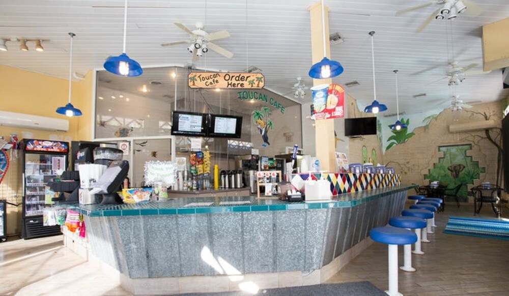 Poolside Bar