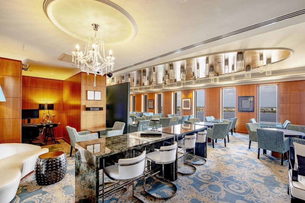 Hotel Lounge