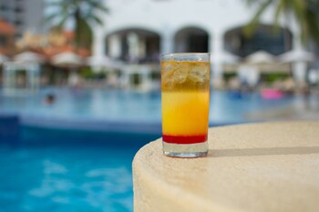 Poolside Bar
