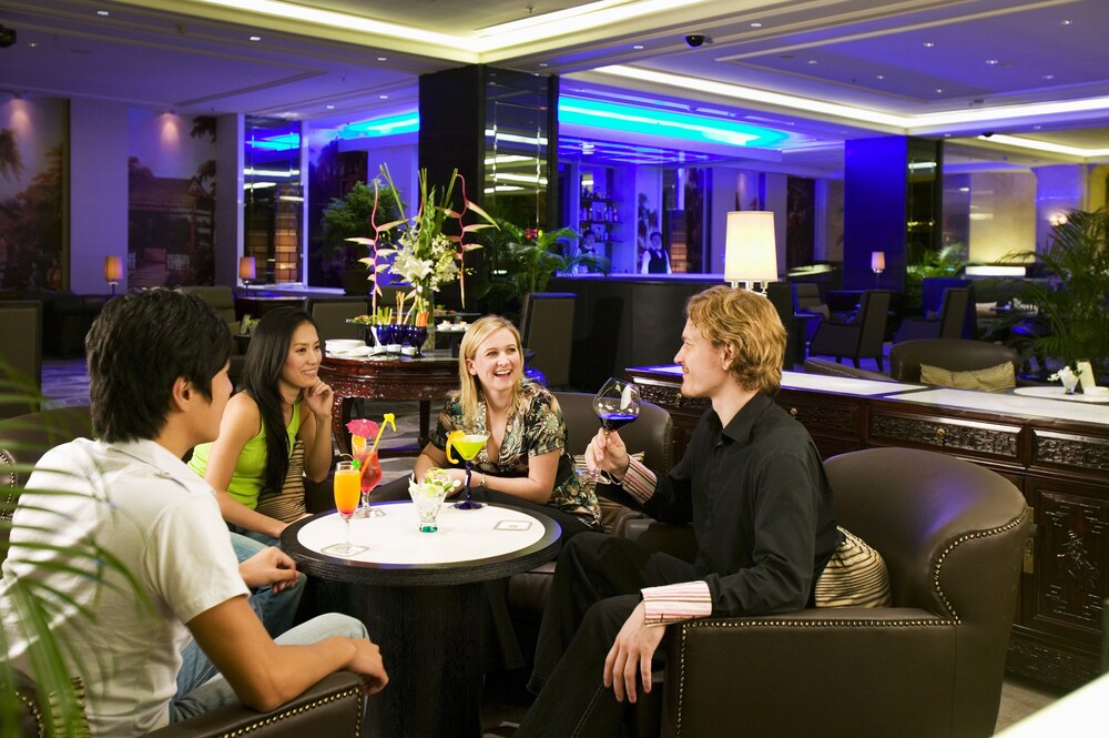 Hotel Bar