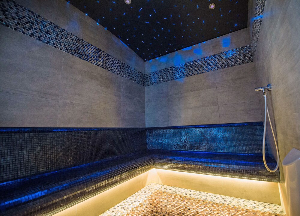 Steam Room