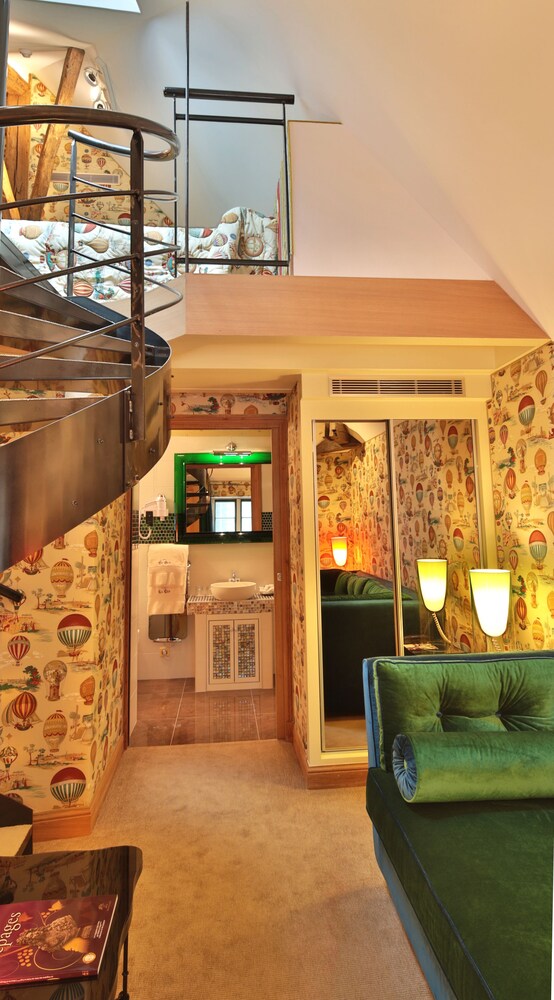 Guestroom