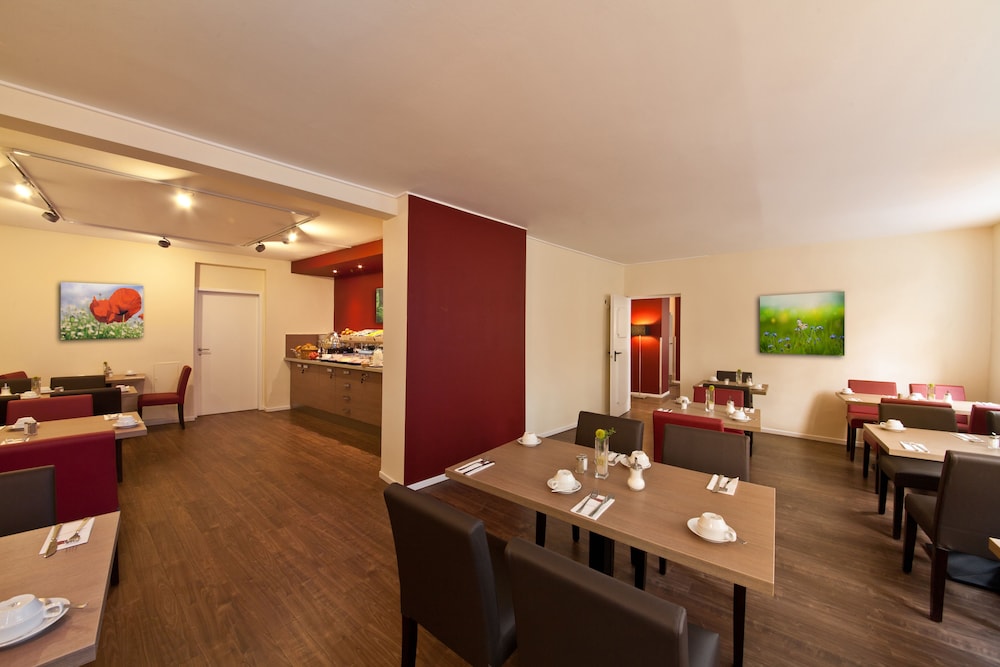 Lobby-Lounge