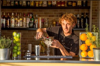 Hotel Bar