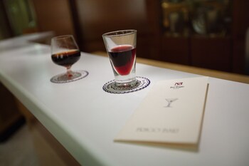 Hotel Bar
