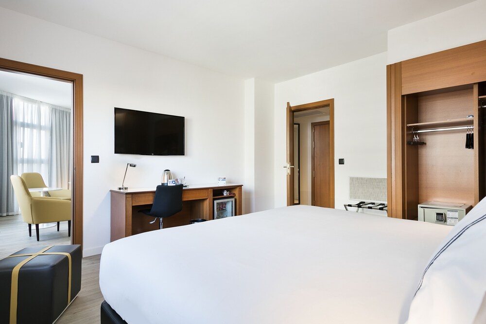 Guestroom View