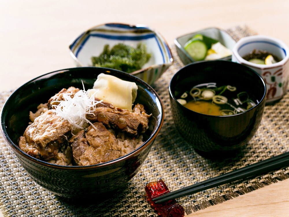 餐飲