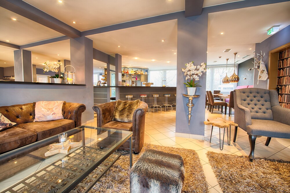 Hotel Bar