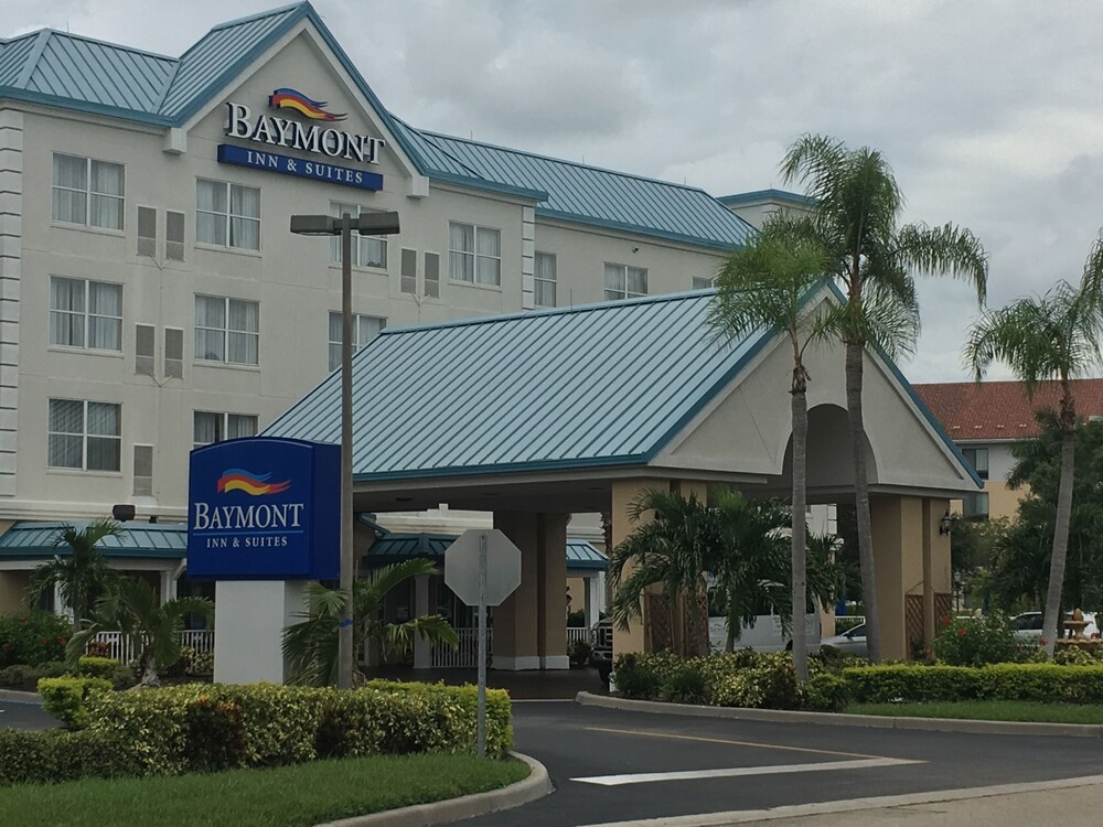 Hotel Front