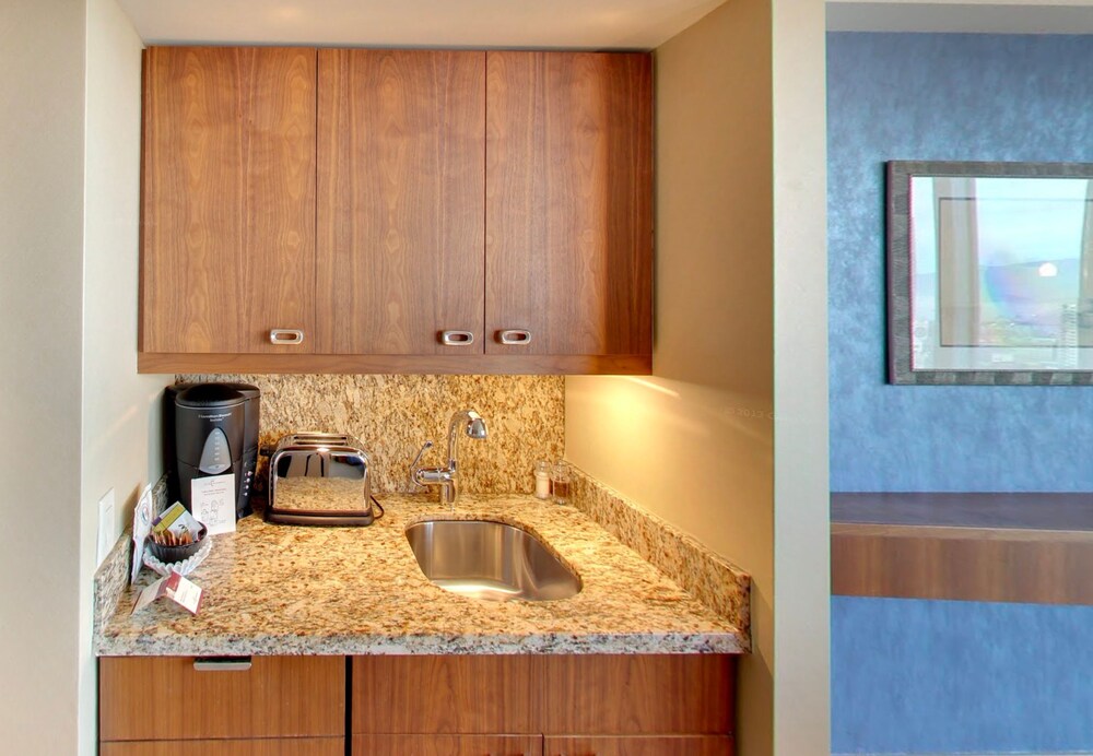 Room, 1 Bedroom - Guestroom