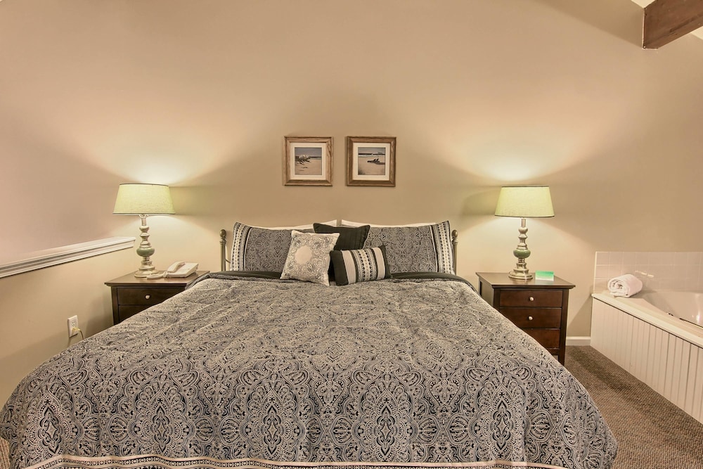 Family Suite, 2 Bedrooms - Guestroom