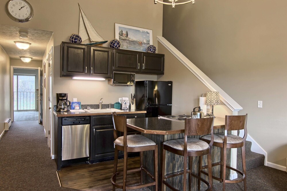 Family Suite, 2 Bedrooms - In-Room Kitchen