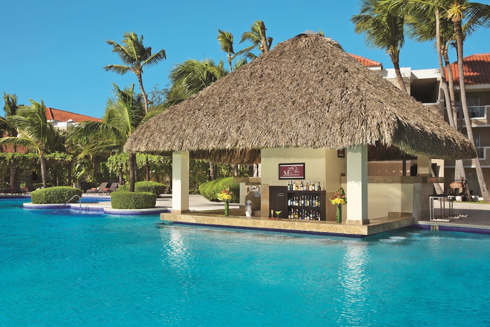 Poolside Bar