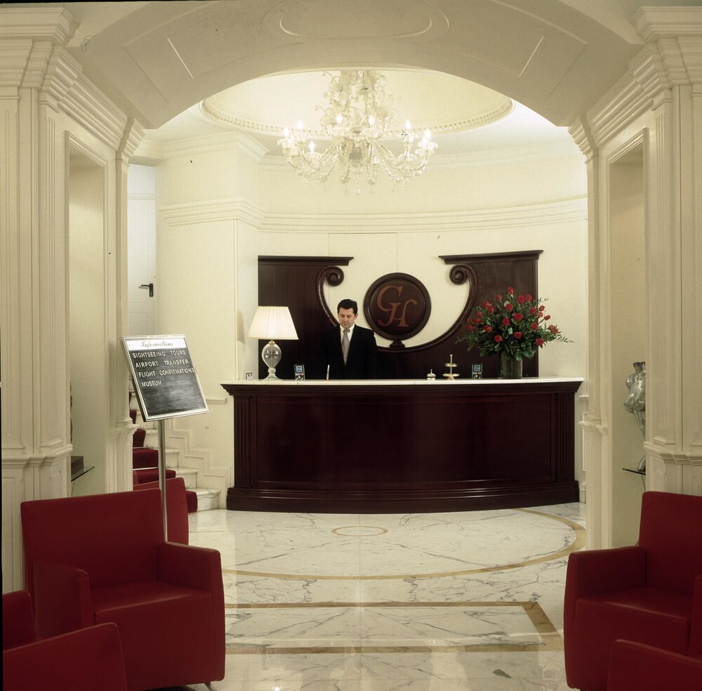 Check-in/Check-out Kiosk