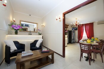 Hotel Lounge