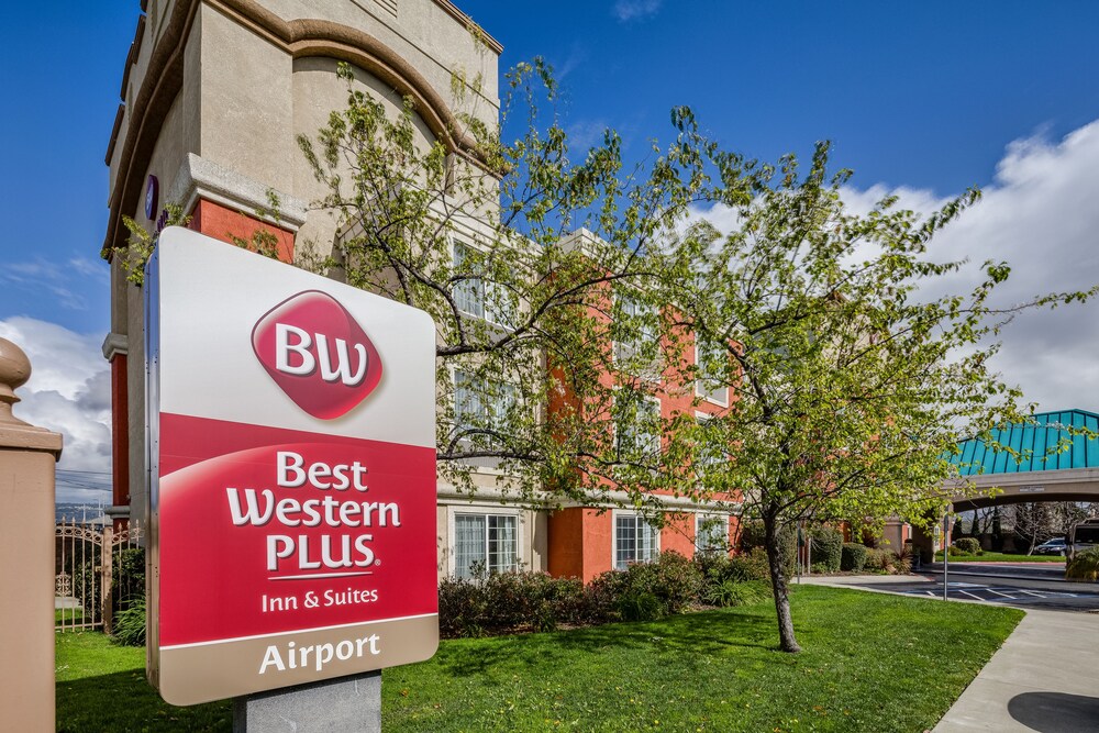 Exterior, Best Western Plus Airport Inn & Suites