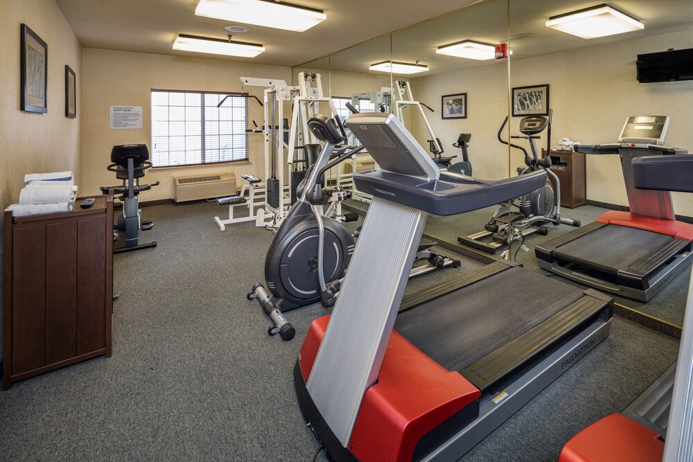 Gym, Best Western Plus Airport Inn & Suites