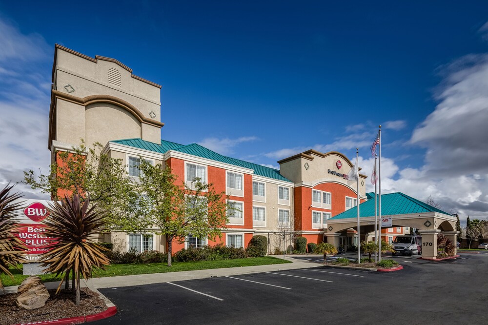 Front of property, Best Western Plus Airport Inn & Suites