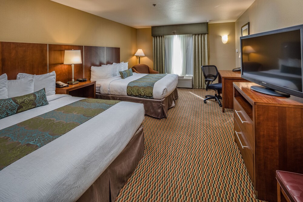 Room, Best Western Plus Airport Inn & Suites