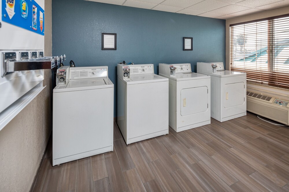 Laundry room, Best Western Plus Airport Inn & Suites