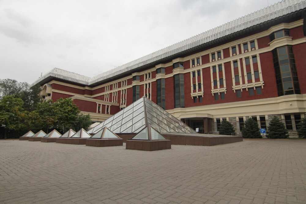 Courtyard View