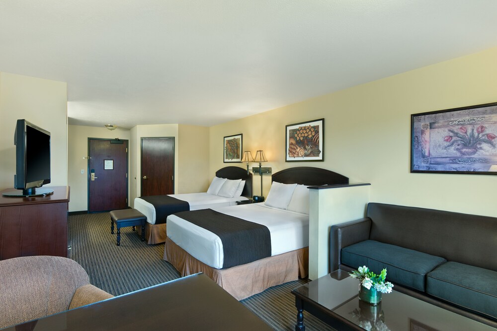 Guestroom View
