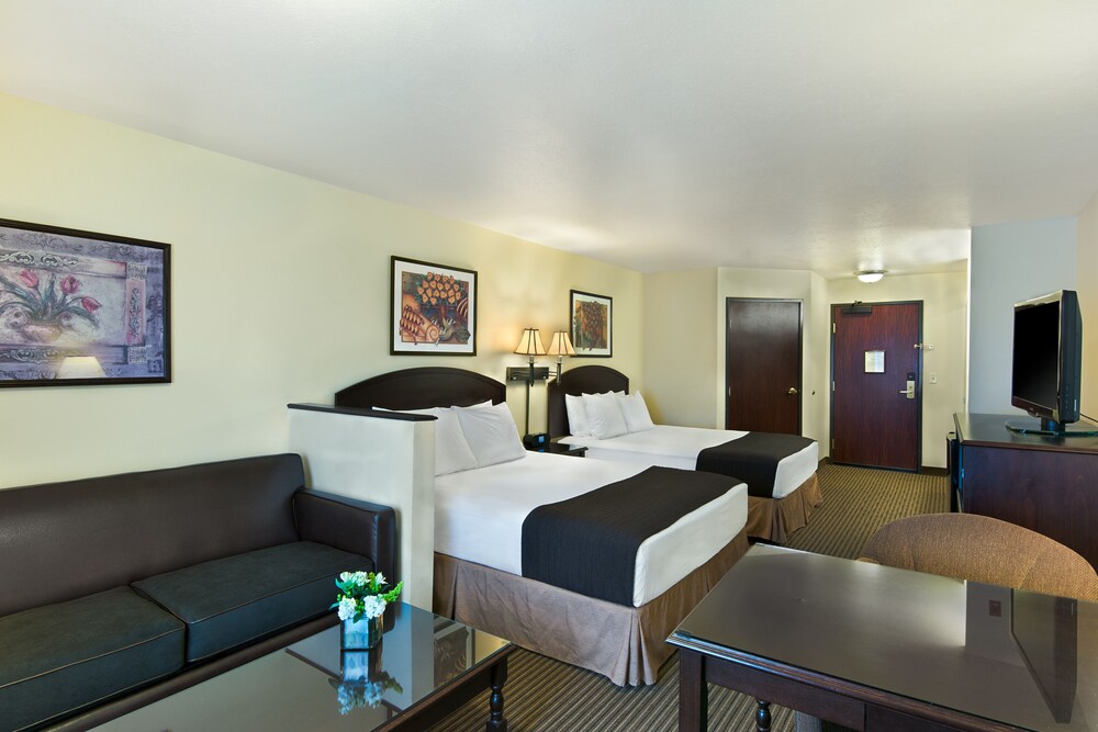 Guestroom View
