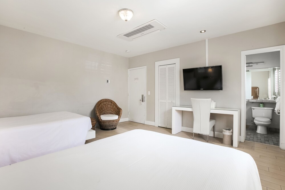 Guestroom