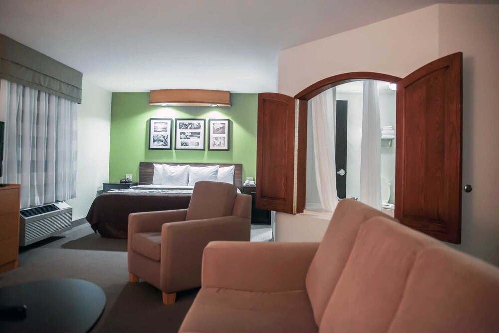 Guestroom