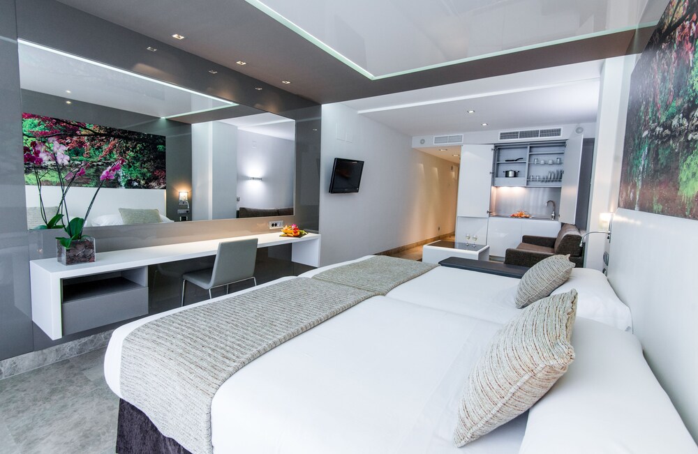 Imagen destacada: Habitación familiar (style)