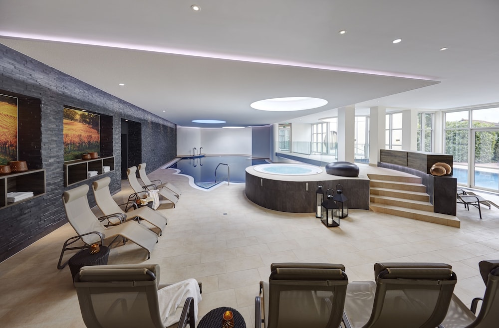 Indoor/Outdoor Pool