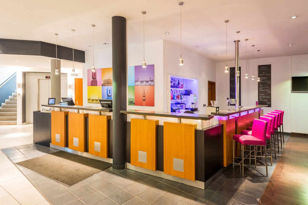 Hotel Bar