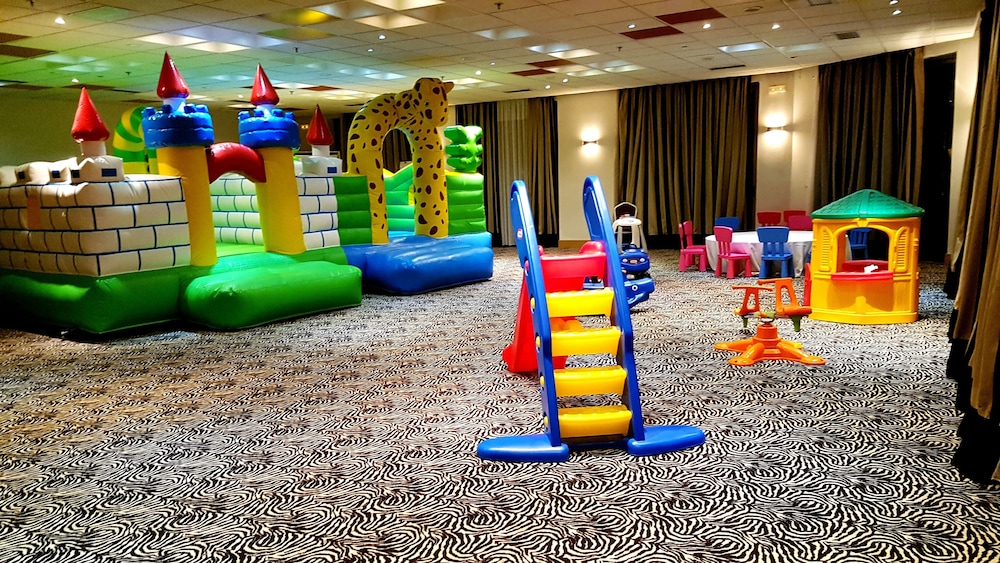 Childrens Play Area - Indoor