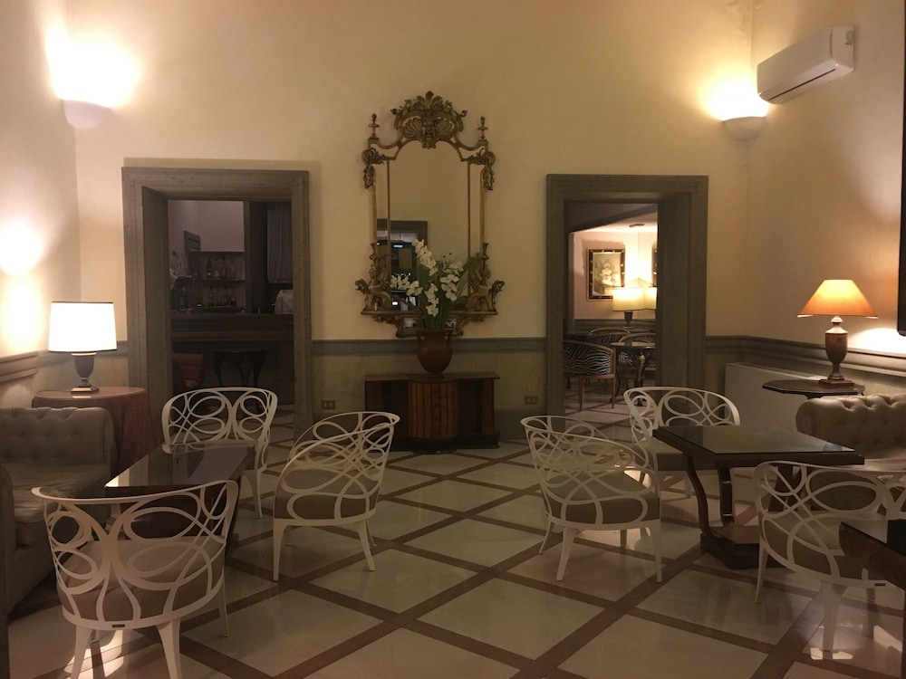 Zona de estar en el vestíbulo