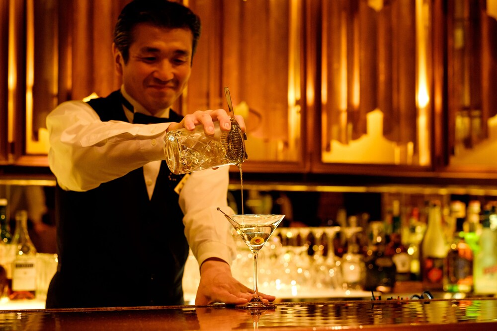 Hotel Bar