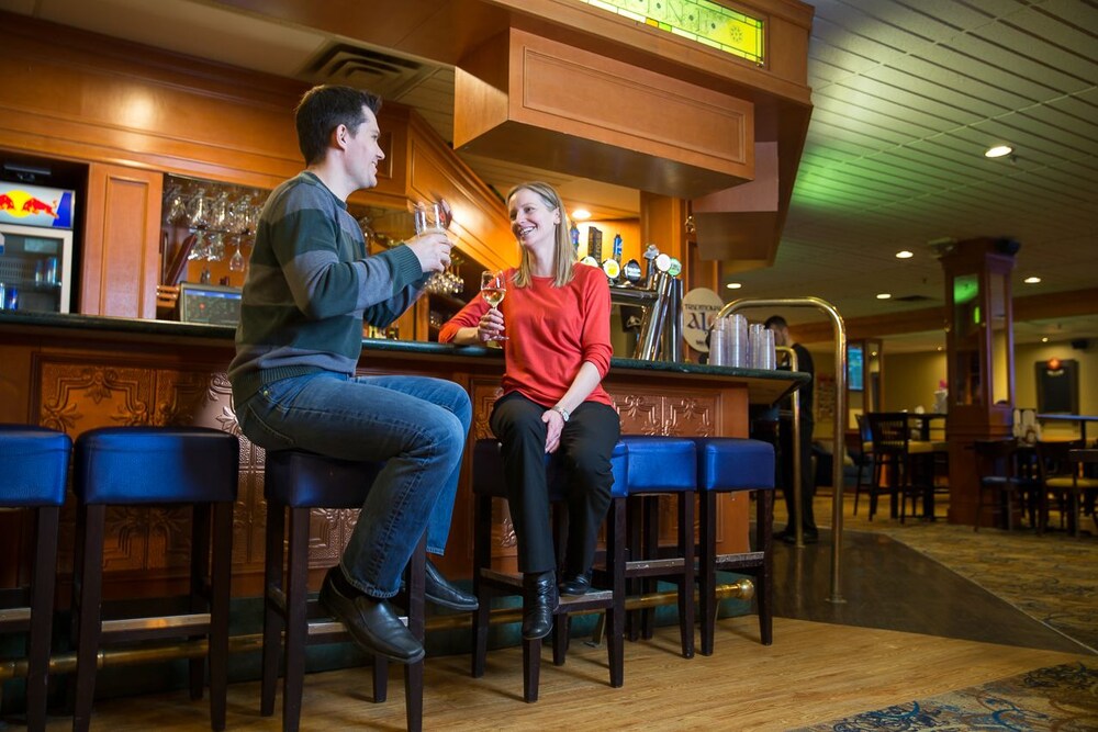 Couples Dining