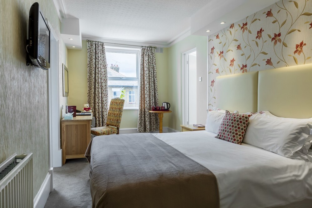 Guestroom