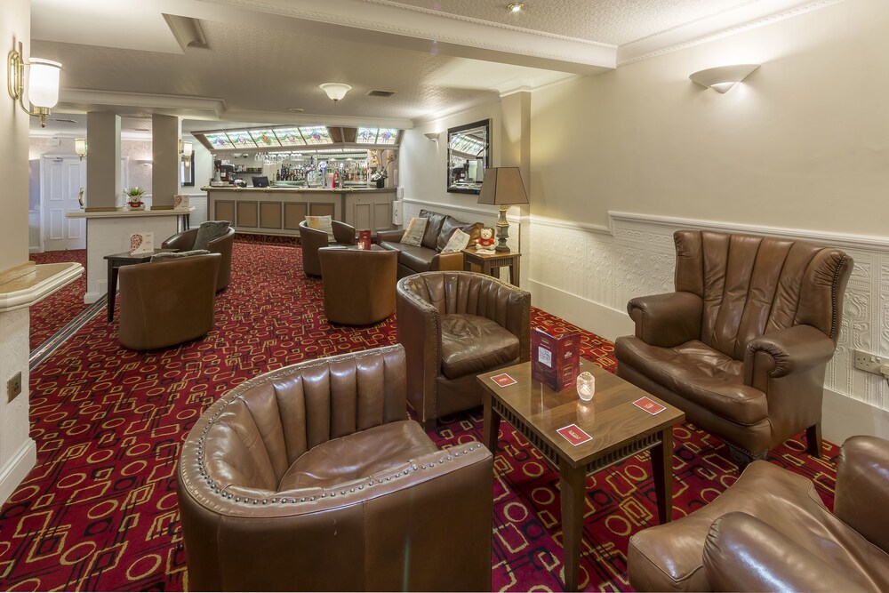 Hotel Bar