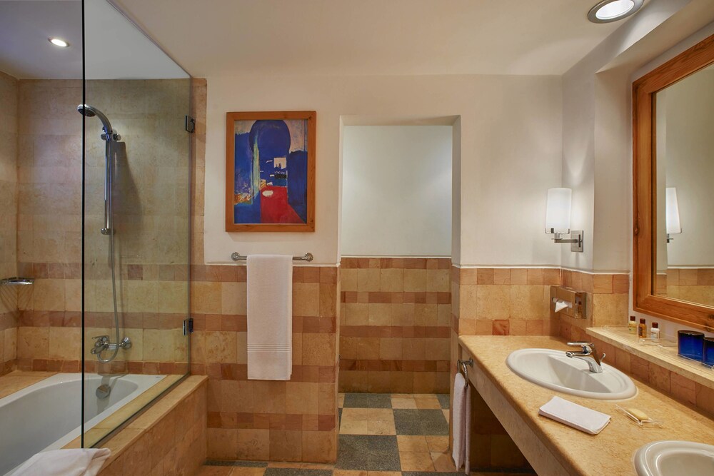 Bathroom, Sheraton Miramar Resort El Gouna