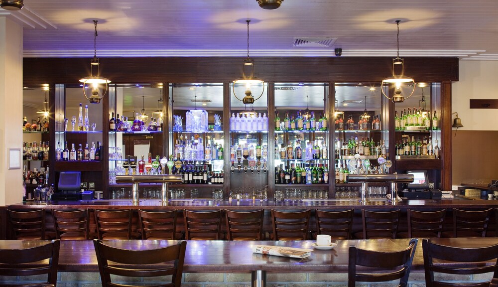 Hotel Bar